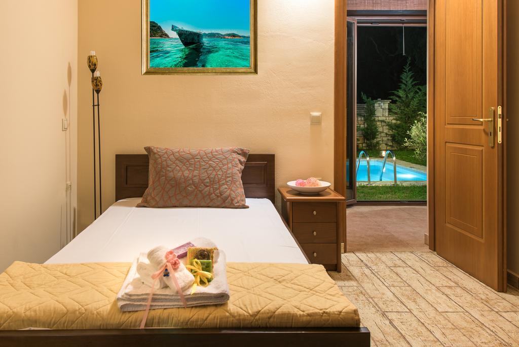 Astarte Villas - Kyveli Luxurious Private Villa Gaitani Habitación foto